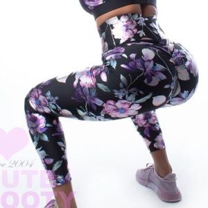 Elevated Basic Booty Leggings